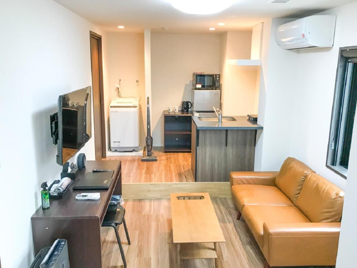 Livemax Budget Shinkansen-guchi โรงแรม 3*